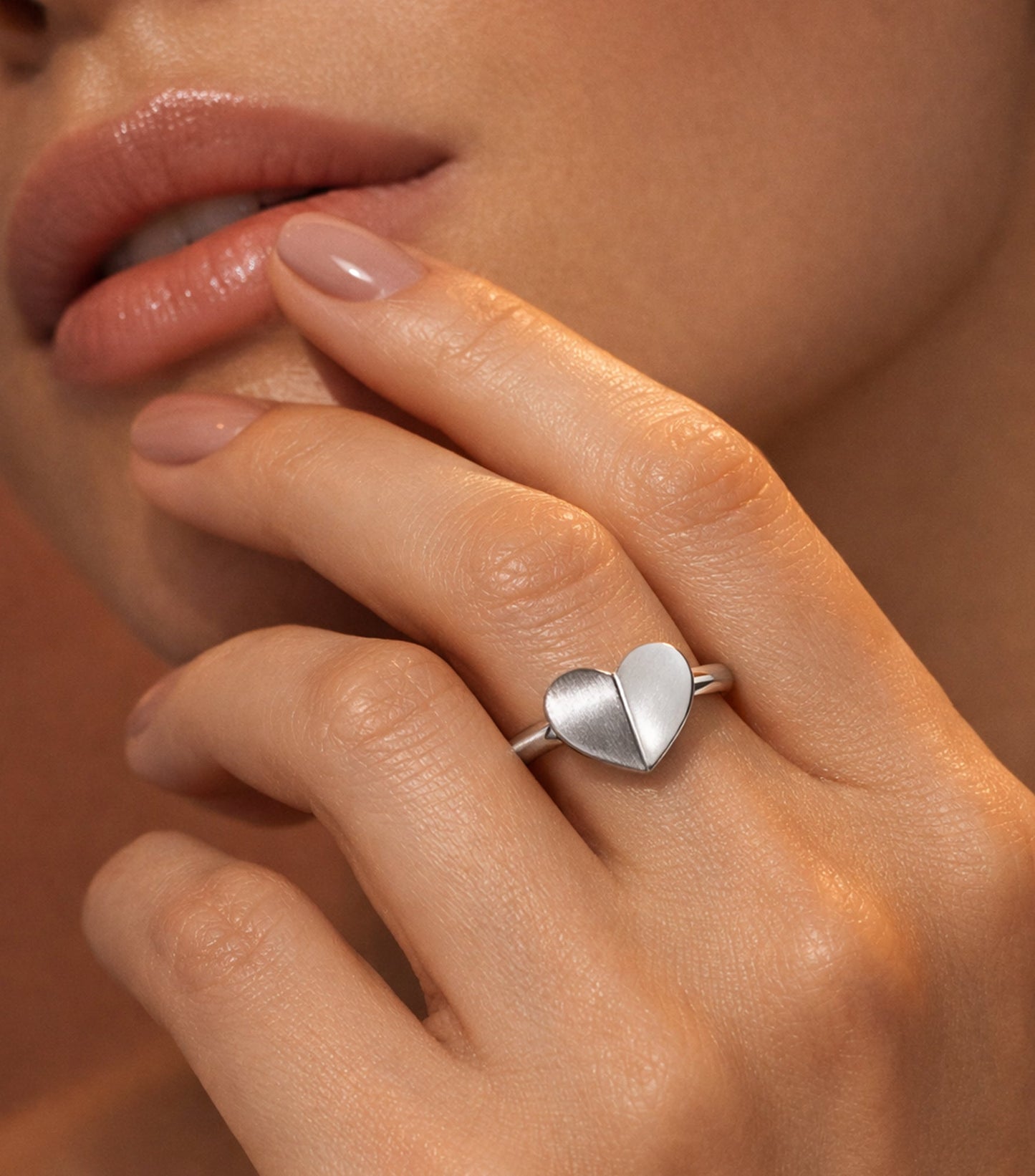 Heart Shaped Design Slip-On Classic Ring