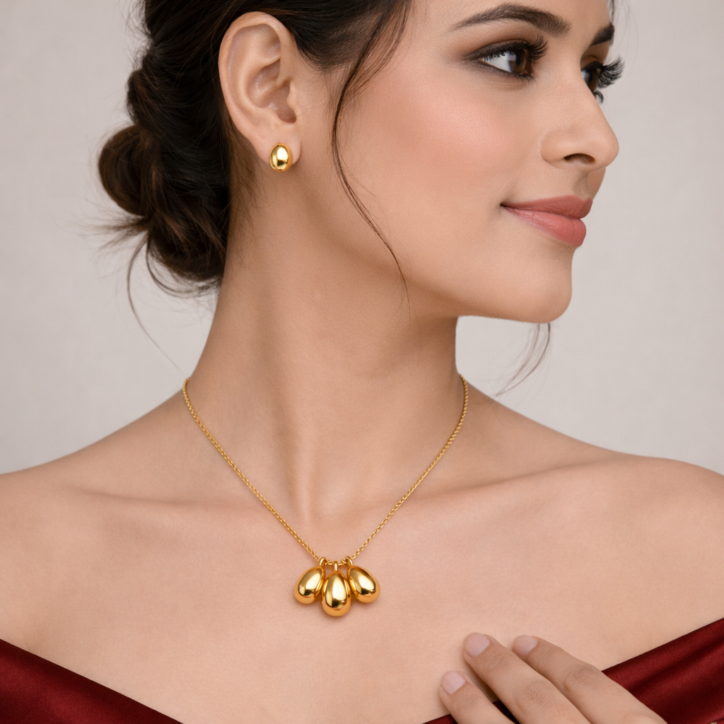 Gold Teardrop Pendant Necklace & Stud Earrings Set